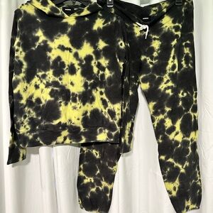 Monrow Black and Yellow Tie-Dye Apparel